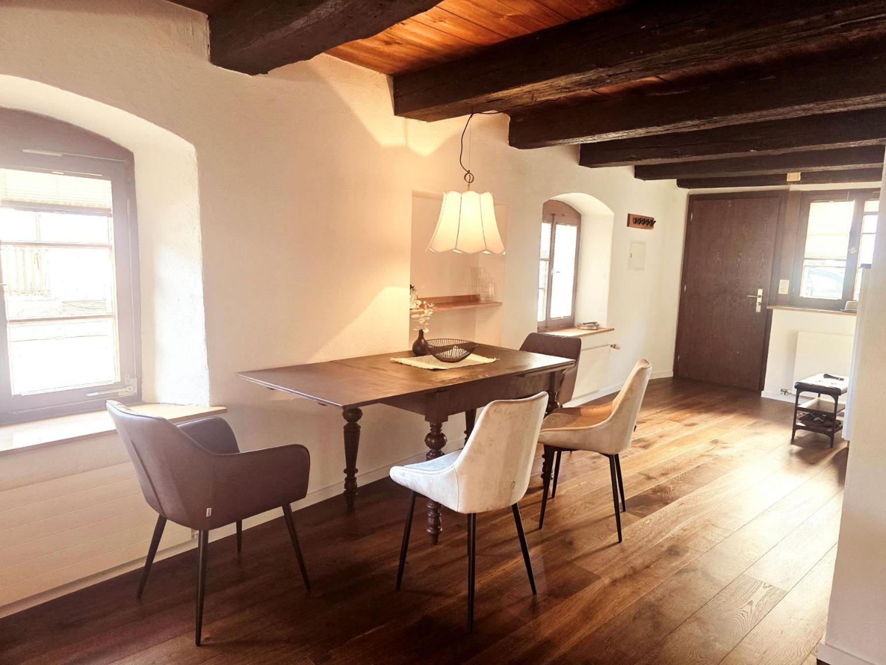 Chalet Happy Cow - Top Lage Naehe Bodensee, Rheinfall, Schaffhausen & Zuerich - Laendliche Idylle Mit Privat-Parkplatz Und Viel Komfort - 120M2 - 3 Stockwerke Ramsen Екстериор снимка